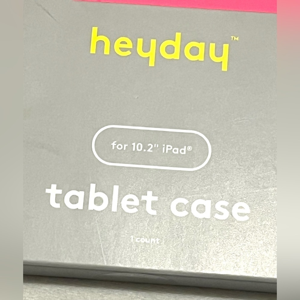 Heyday Vibrant Pink Tablet Case for iPad New in Package NWT - Picture 9 of 10